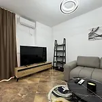 Center Gem With Jacuzzi & Terrace Appartement