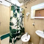 Appartement Center Gem With Jacuzzi & Terrace Durrës