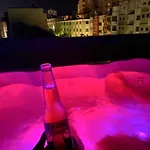 Center Gem With Jacuzzi & Terrace Appartement Durrës