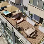 Center Gem With Jacuzzi & Terrace *