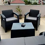Apartment Center Gem With Jacuzzi & Terrace Durres