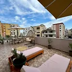 Center Gem With Jacuzzi & Terrace * Durres