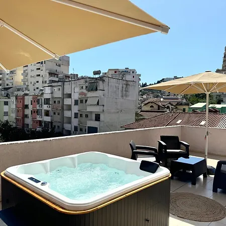 Center Gem With Jacuzzi & Terrace Apartment Durrës