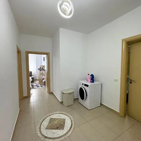 Apartment Center Gem With Jacuzzi & Terrace *