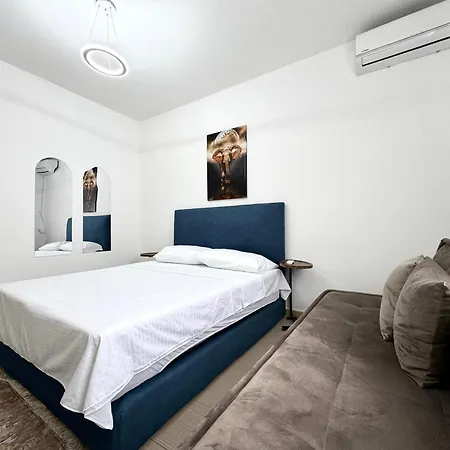 Apartment Center Gem With Jacuzzi & Terrace Durrës