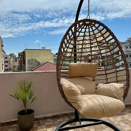 Apartment Center Gem With Jacuzzi & Terrace *