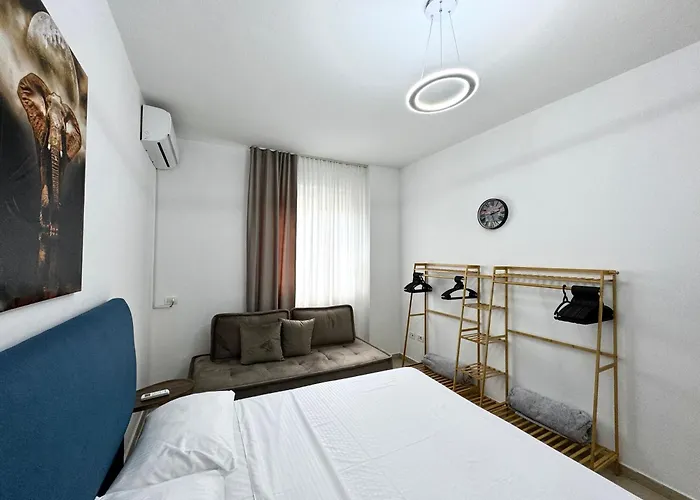 Center Gem With Jacuzzi & Terrace *