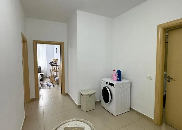 Apartment Center Gem With Jacuzzi & Terrace *