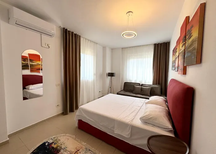 Center Gem With Jacuzzi & Terrace *