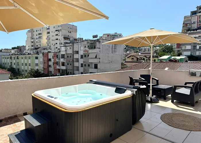 Apartment Center Gem With Jacuzzi & Terrace