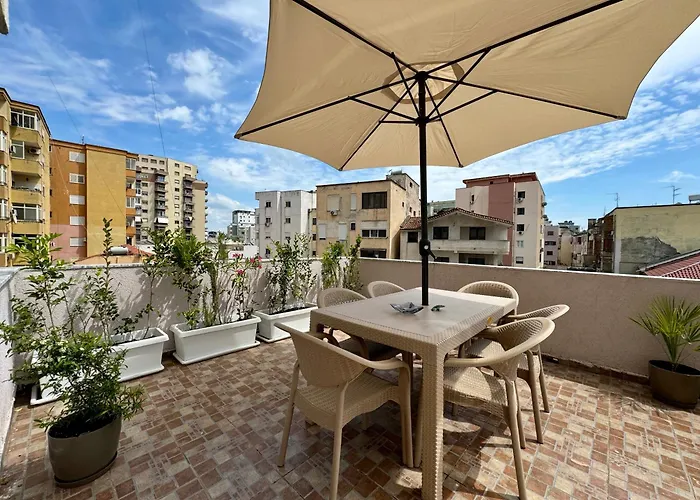 Center Gem With Jacuzzi & Terrace * Durres