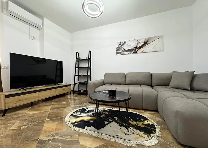 Center Gem With Jacuzzi & Terrace Apartment Durres